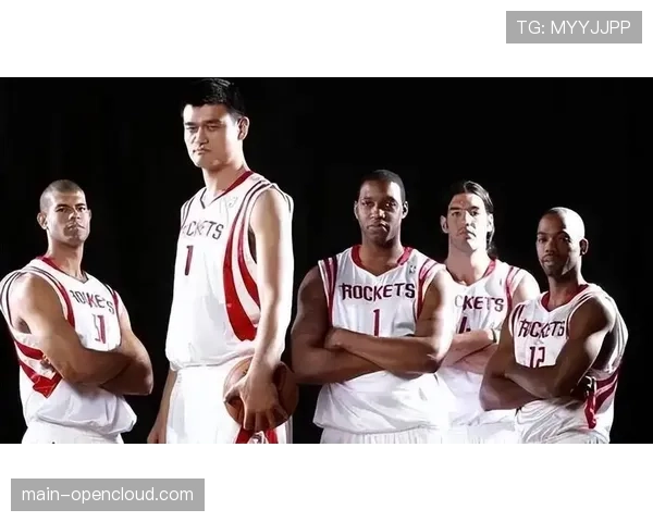 WNBA名宿Cynthia Cooper晒与姚明弗朗西斯阿尔斯通合影 WNBA名宿Cynthia Cooper晒与姚明弗朗西斯阿尔斯通合影