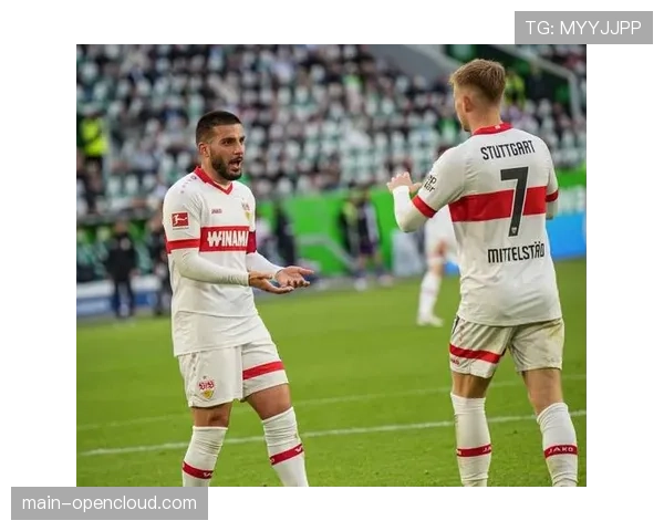 拜仁4-2斯图加特提前四轮卫冕德甲，刷新单赛季进球纪录